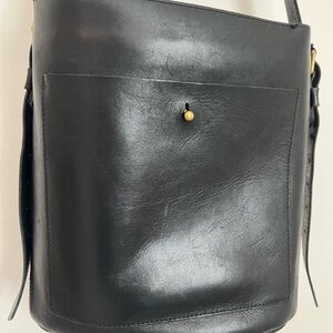 Madewell The Transport Bucket Tote